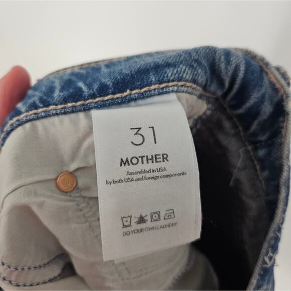 Mother Leap At The Chance Long Fray Skipper Shorts 31 - Picture 12 of 16